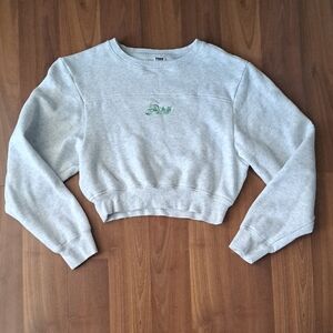 PINK Victoria's Secret Light Gray Cropped Sweatshirt